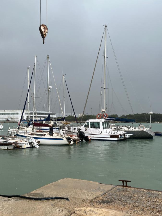 Готель Velero En El Corazon De Ель-Пуерто-де-Санта-Марія Екстер'єр фото